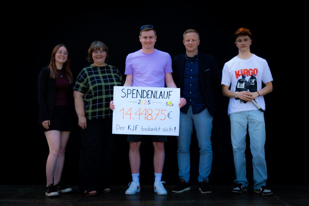 ÜbergabeKJFSpendenlauf-1111 (1)